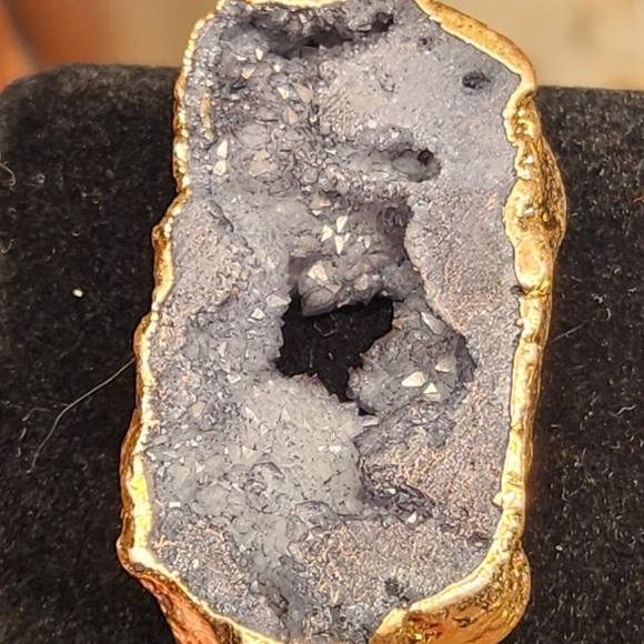 Absolutely Stunning Druzy Geode Necklace - Picture 6 of 8